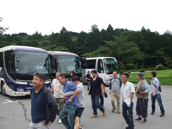 サロンバス