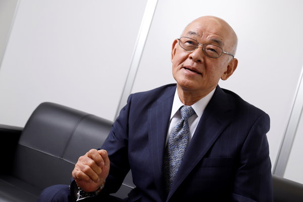 石井達昭