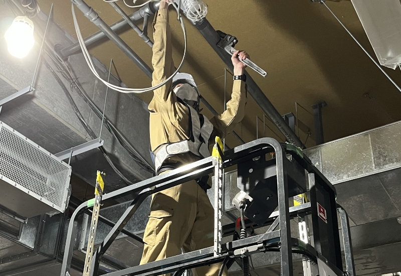 施工担当-Kくん-最後の作業